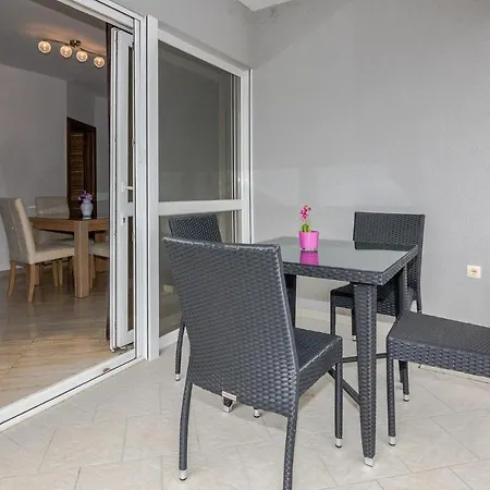 Beautiful In W/ 4 Bedrooms Holiday home *
